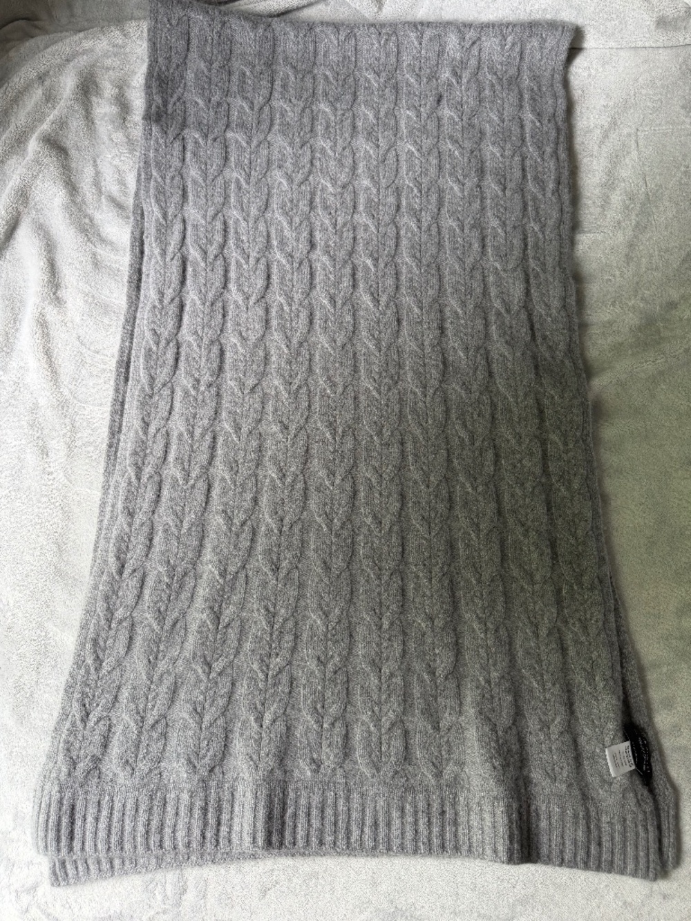 Tahari 100% Cashmere Oversized Cable Knit Scarf - Grey
